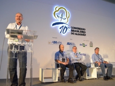 Cooperados participam do 10º Congresso Brasileiro do Algodão