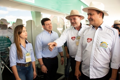 Governador Rui Costa visita Espaço do Cooperativismo
