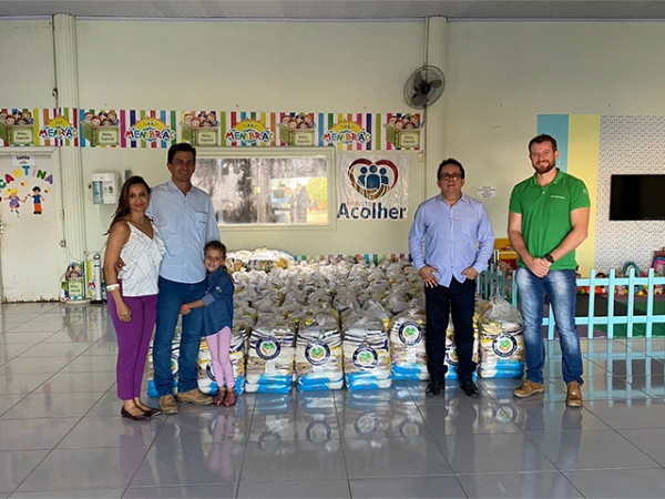 Famílias atendidas pelo CRER receberão cestas básicas do fundo social da Cooperfarms