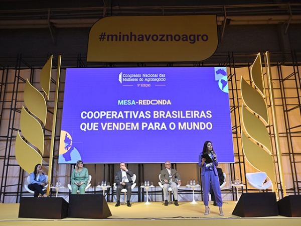 Cooperfarms teve representação no CNMA; congresso acontece há nove anos e nesta edição trouxe a temática “Mulher Agro Brasileira: Voz para o Mundo”